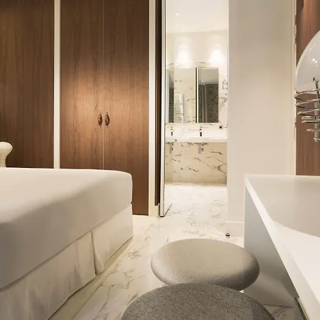 Dupond-smith 5* Paris